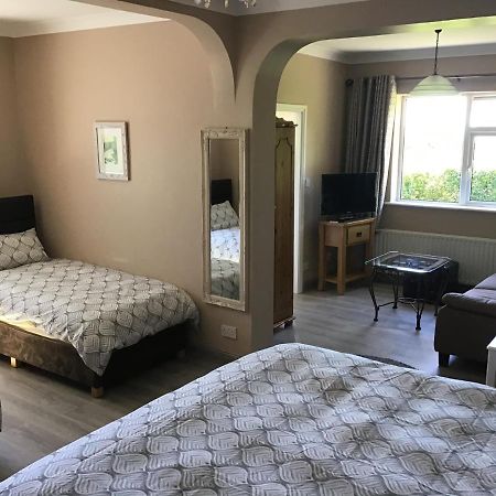 Bed and Breakfast Atlantic View Клифден Экстерьер фото
